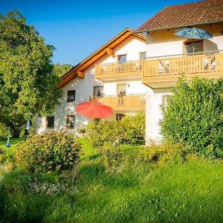 Ferienwohnungen Bauer - Auszeit Mit Ausblick Zenting 外观 照片