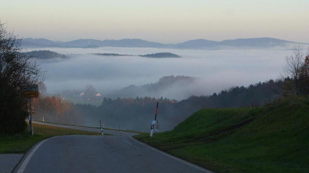 Ferienwohnungen Bauer - Auszeit Mit Ausblick Zenting 外观 照片